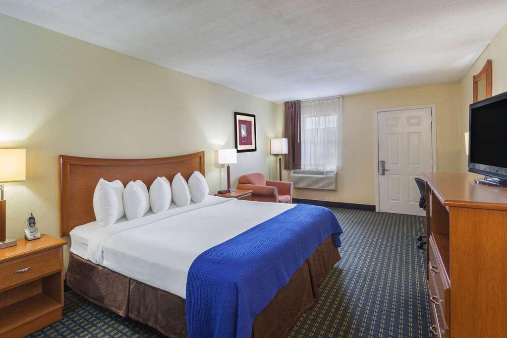 Travelodge By Wyndham Natchitoches Rom bilde