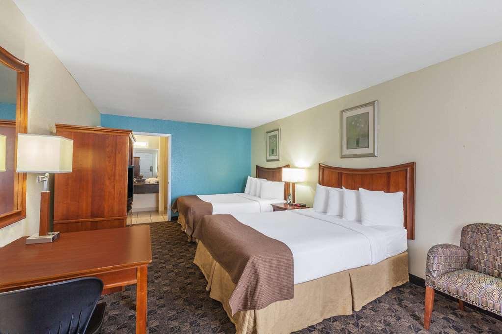 Travelodge By Wyndham Natchitoches Rom bilde